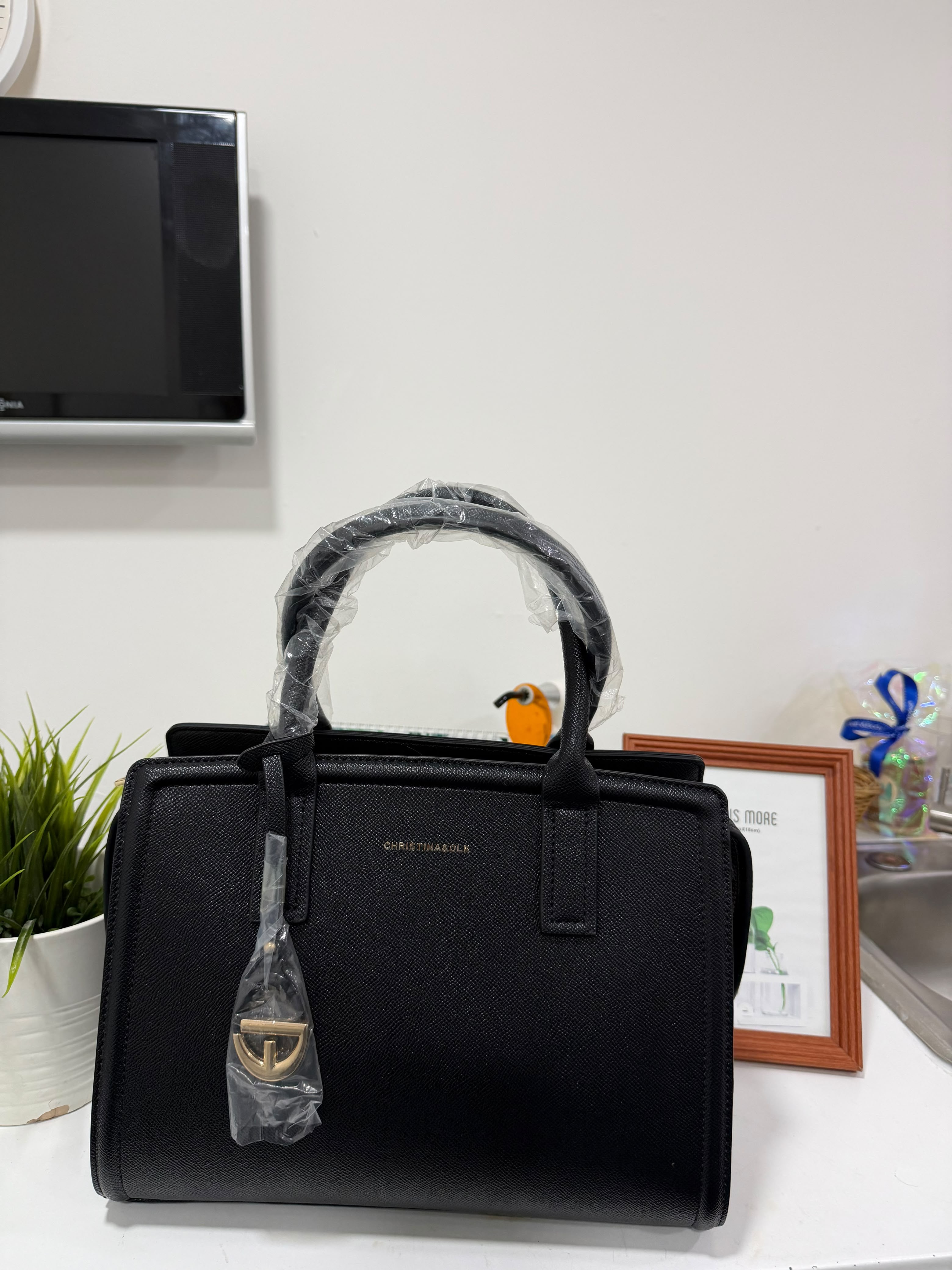 Cartera Estructurada Saffiano Negra