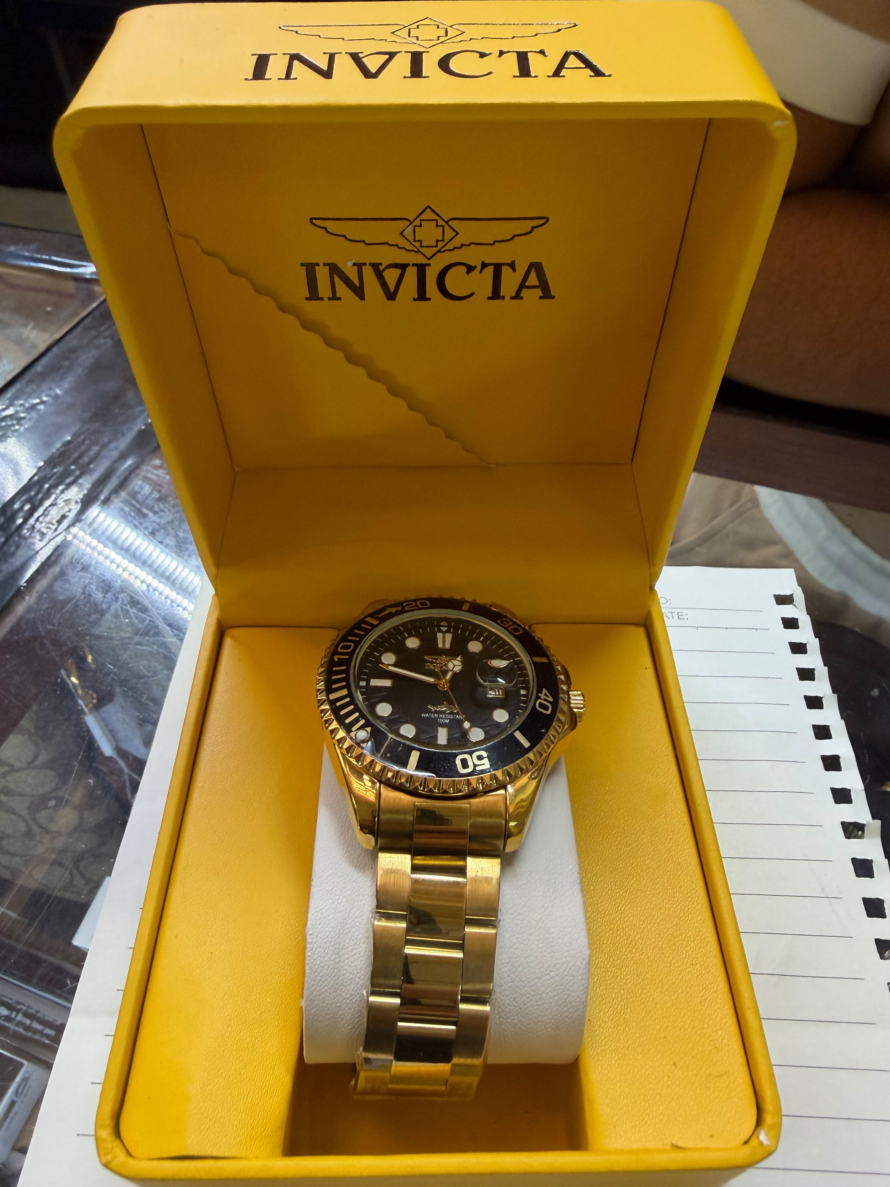 Reloj Diver Oro Esfera Negra